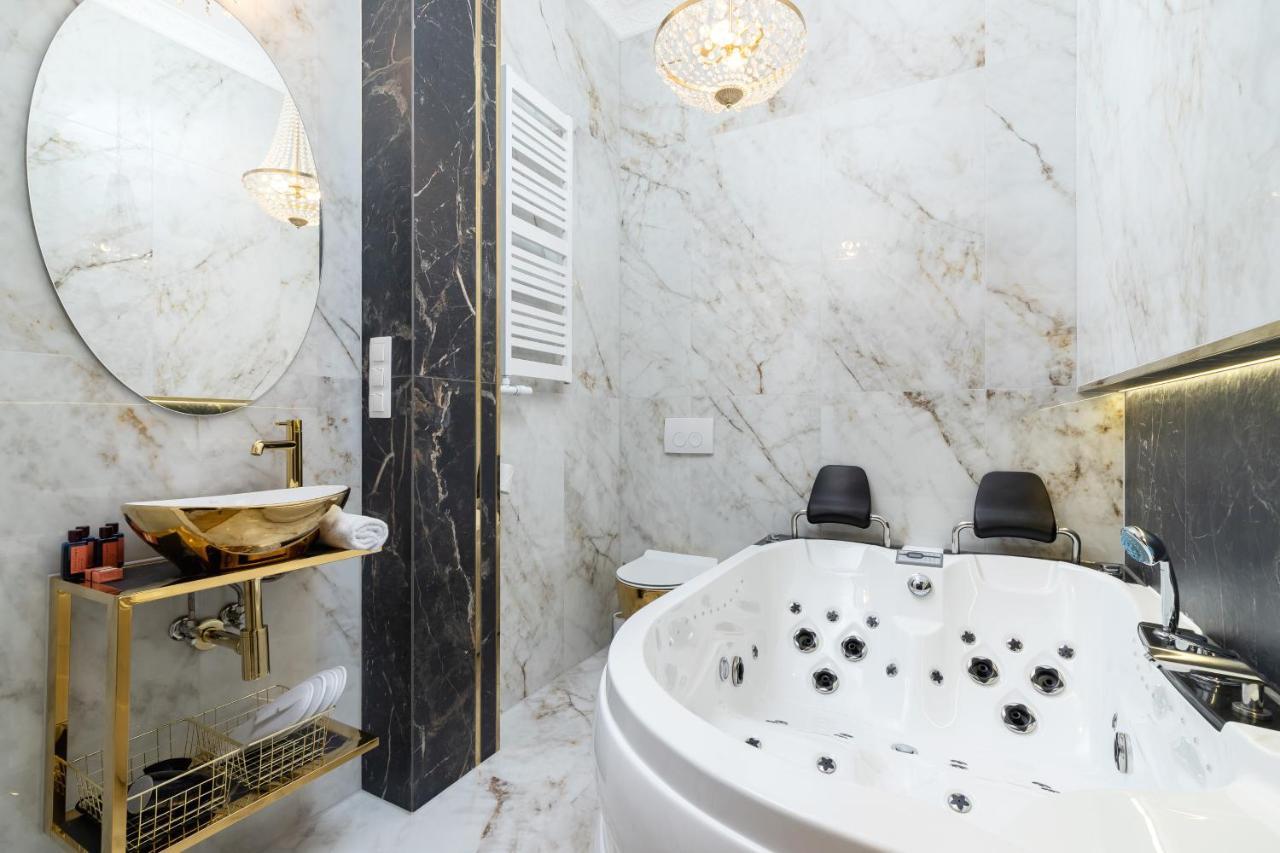 Kazimierz Studio With Jacuzzi By Renters Prestige Krasków Eksteriør bilde